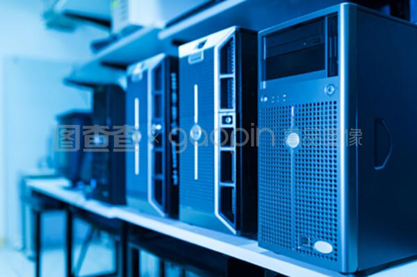 資料室內的電腦網絡伺服器 計算機網絡技術的開發與應用