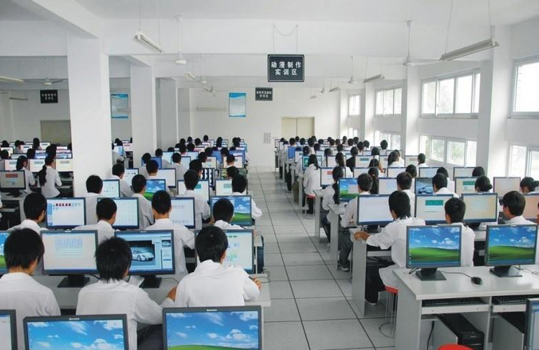 平涼機電工程學校計算機網絡技術專業深度解析 基礎扎實，開發潛力廣闊